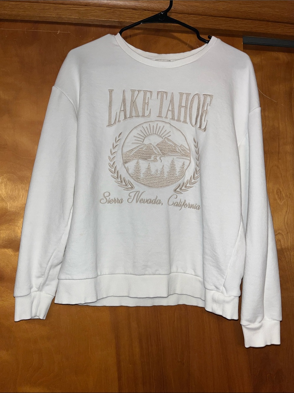 Francesca’s White Lake Tahoe Graphic Crewneck Sweatshirt